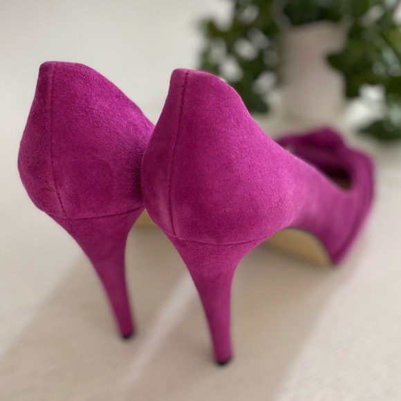 SOLD - Jo Mercer - Fuchsia Suede Shoes - Picture 3 of 6